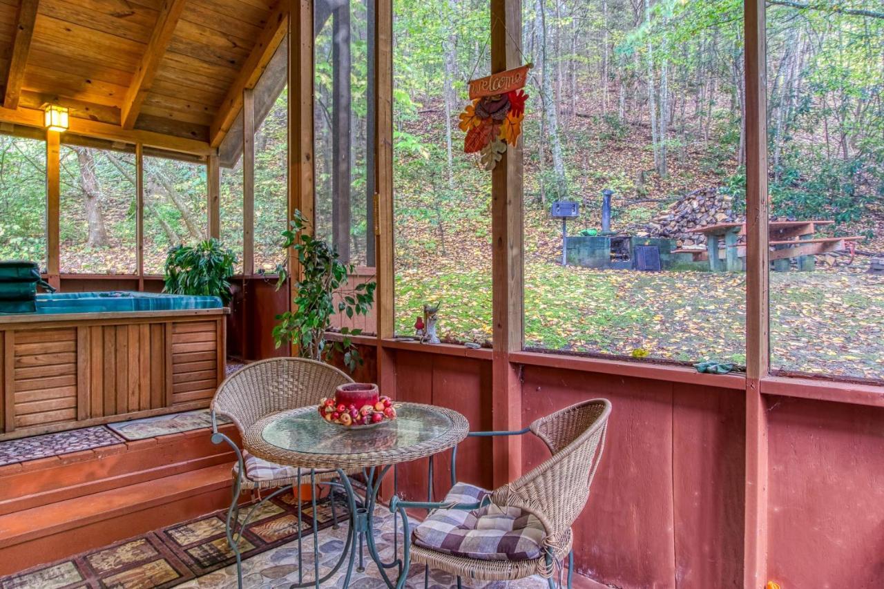 Cozy Creek Cabin Pigeon Forge Esterno foto