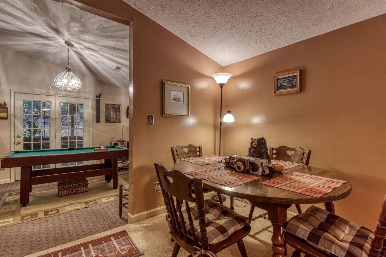 Cozy Creek Cabin Pigeon Forge Esterno foto