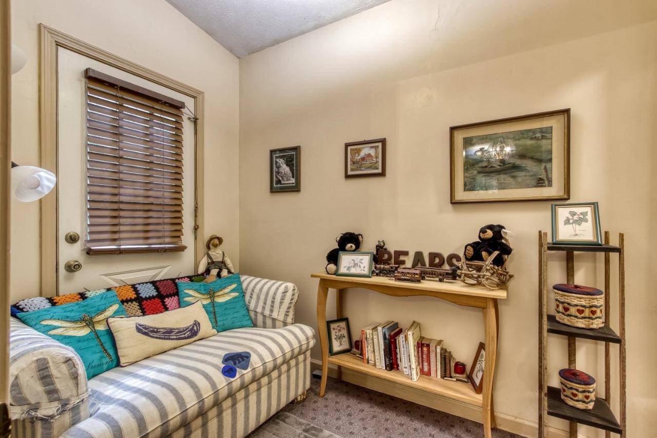 Cozy Creek Cabin Pigeon Forge Esterno foto
